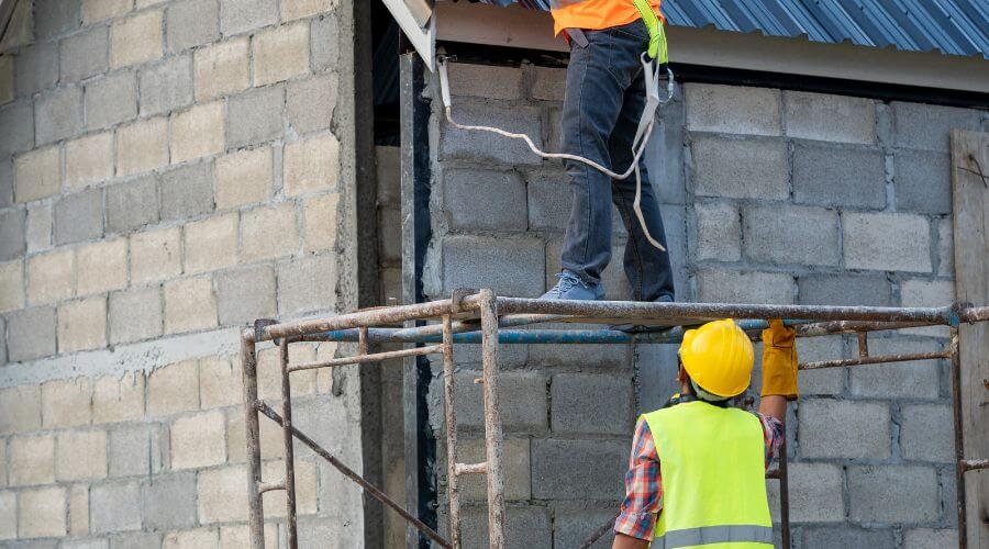 Professional gutter cleaning in Shaktoolik, AK